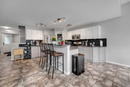 194 Kincora View Nw, Calgary, AB 
