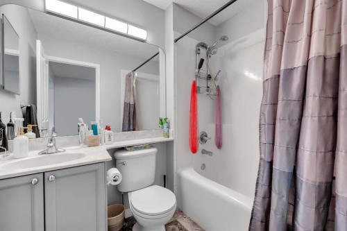 194 Kincora View Nw, Calgary, AB 