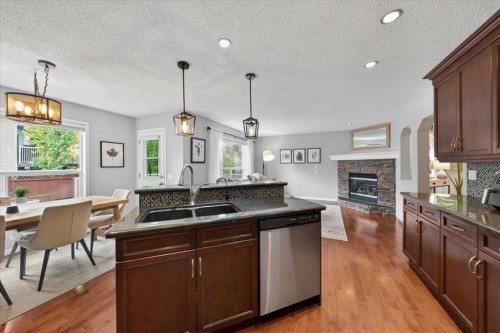 132 Tuscany Meadows Common Nw, Calgary, AB 