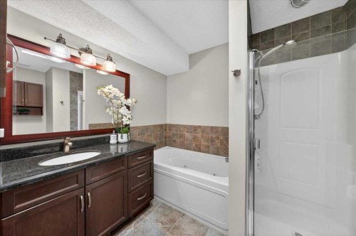 132 Tuscany Meadows Common Nw, Calgary, AB 
