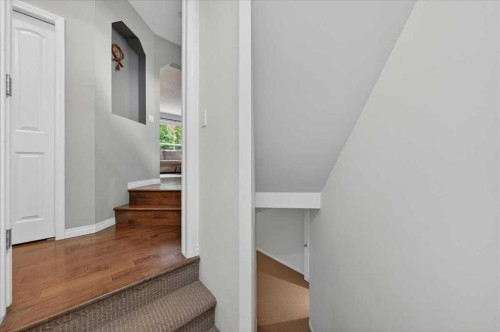 132 Tuscany Meadows Common Nw, Calgary, AB 