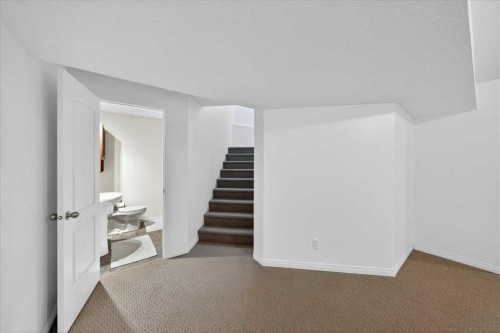 132 Tuscany Meadows Common Nw, Calgary, AB 