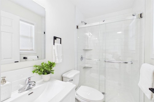 13255 Lake Lucerne Road Se, Calgary, AB 
