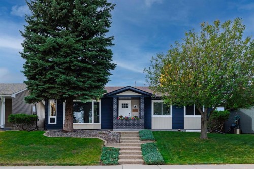 13255 Lake Lucerne Road Se, Calgary, AB 