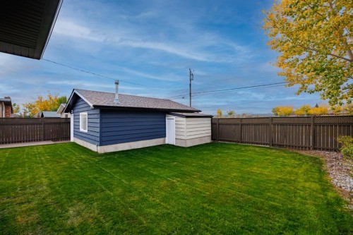 13255 Lake Lucerne Road Se, Calgary, AB 
