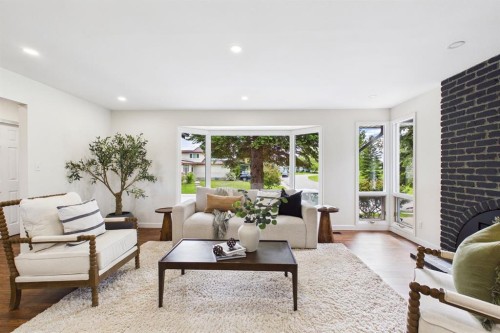 13255 Lake Lucerne Road Se, Calgary, AB 
