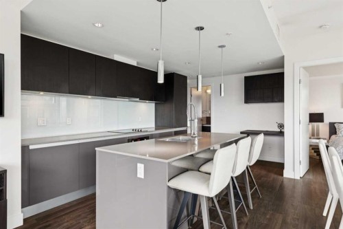 3407-1122 3 Street Se, Calgary, AB - Indoor Photo Showing Kitchen With Double Sink With Upgraded Kitchen