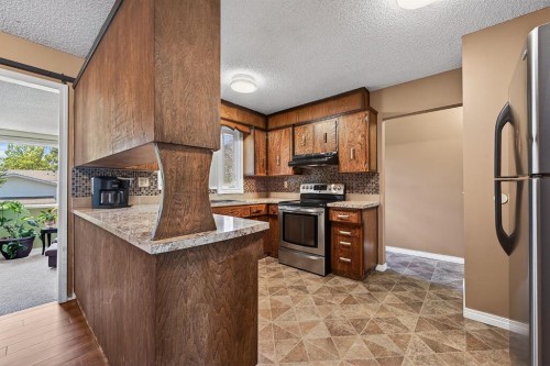 408 Rundleville Place Ne, Calgary, AB 