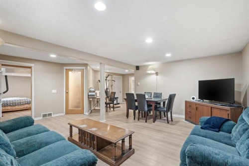 3614 Douglas Woods Heights Se, Calgary, AB 