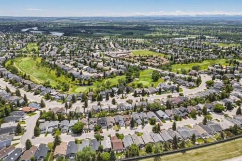 3614 Douglas Woods Heights Se, Calgary, AB 