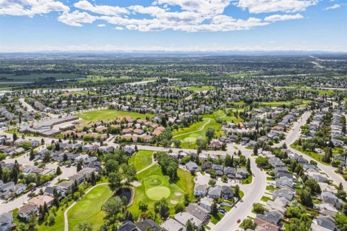 3614 Douglas Woods Heights Se, Calgary, AB 