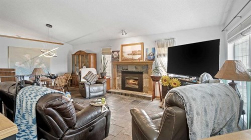 3614 Douglas Woods Heights Se, Calgary, AB 