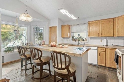 3614 Douglas Woods Heights Se, Calgary, AB 