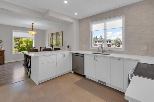 2 Crocus Crescent, Cochrane, AB 