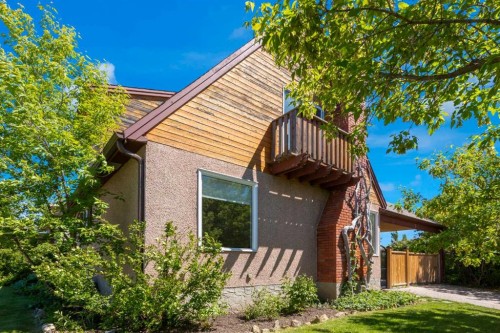 2 Crocus Crescent, Cochrane, AB 