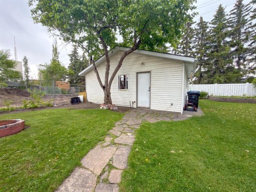 2115 Halifax Crescent Nw, Calgary, AB 
