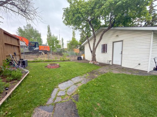 2115 Halifax Crescent Nw, Calgary, AB 