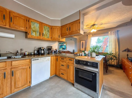 2115 Halifax Crescent Nw, Calgary, AB 