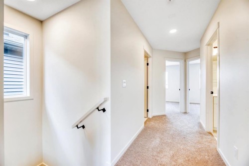 152 Annette Villas Nw, Calgary, AB 
