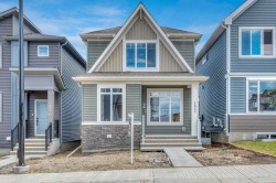 152 Annette Villas NWCalgary, AB T3R 2B5