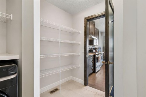 295 Willow Corner, Cochrane, AB 