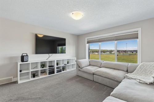 295 Willow Corner, Cochrane, AB 