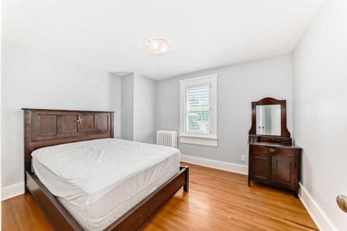 4112 8 Street Sw, Calgary, AB 
