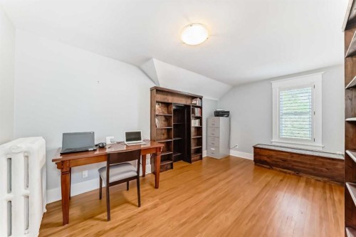 4112 8 Street Sw, Calgary, AB 