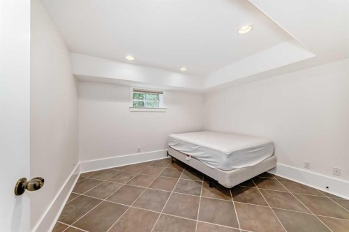 4112 8 Street Sw, Calgary, AB 