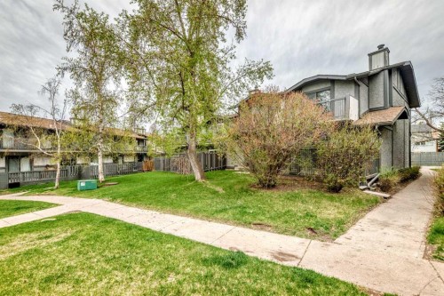 144-7172 Coach Hill Road Sw, Calgary, AB - Outdoor