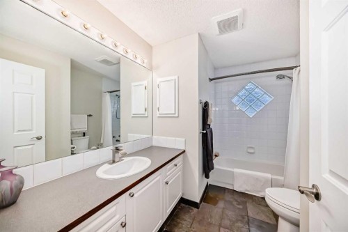 409 Rocky Ridge Bay Nw, Calgary, AB 