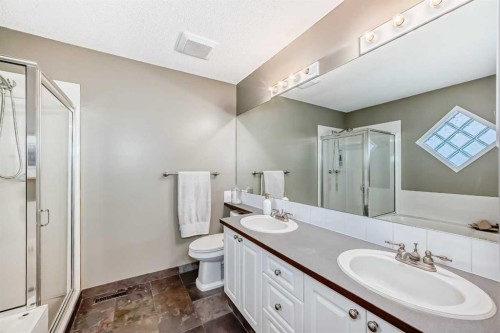 409 Rocky Ridge Bay Nw, Calgary, AB 