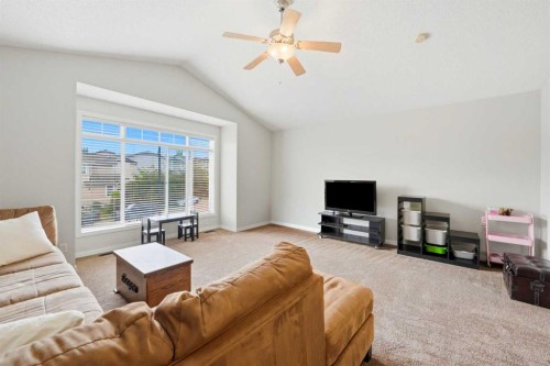 82 Springborough Point Sw, Calgary, AB 
