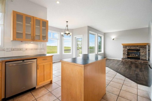 79 Royal Crest Way Nw, Calgary, AB 