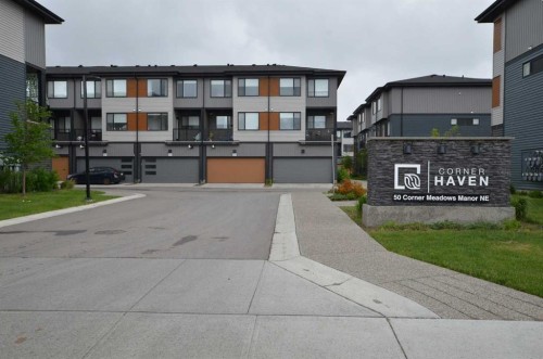 310 Corner Glen Circle Ne, Calgary, AB 