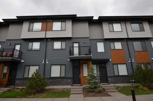 310 Corner Glen Circle Ne, Calgary, AB 