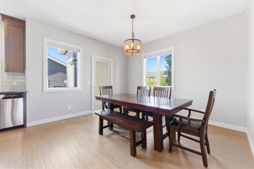 62 Fireside Circle, Cochrane, AB 