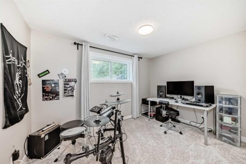 170 Lake Sylvan Close Se, Calgary, AB 