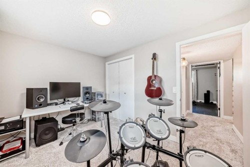 170 Lake Sylvan Close Se, Calgary, AB 