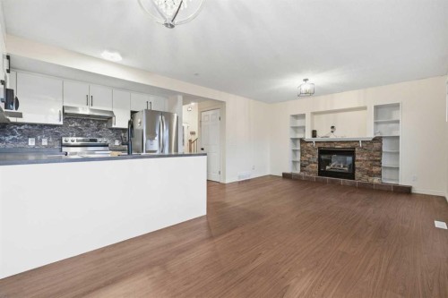 46 Bridleglen Manor Sw, Calgary, AB 