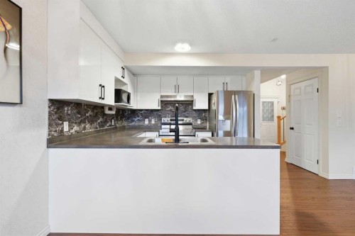 46 Bridleglen Manor Sw, Calgary, AB 