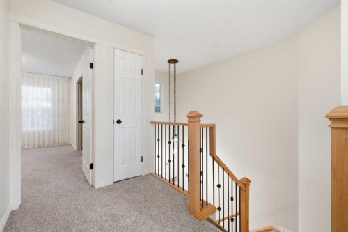 46 Bridleglen Manor Sw, Calgary, AB 