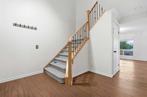 46 Bridleglen Manor Sw, Calgary, AB 