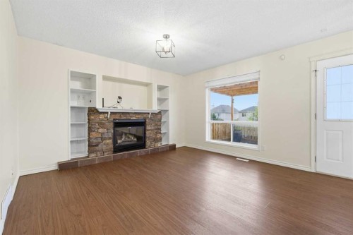 46 Bridleglen Manor Sw, Calgary, AB 