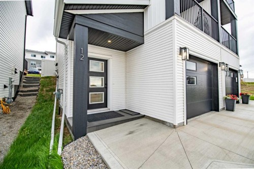 12 Vincent Gate, Sylvan Lake, AB 