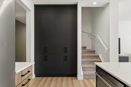 20 Wolf Creek Street Se, Calgary, AB - Indoor