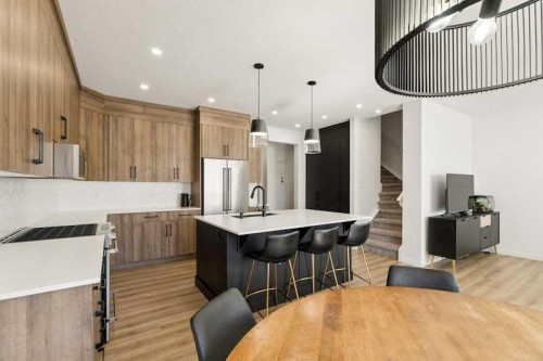 20 Wolf Creek Street Se, Calgary, AB - Indoor