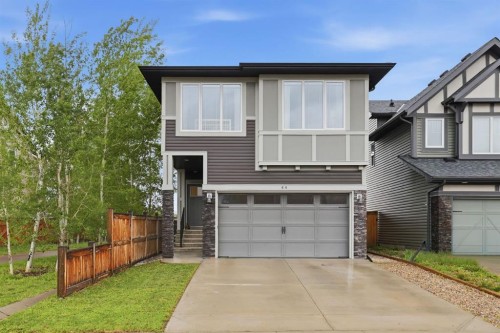 44 Morgan Street  Cochrane, AB T4C 2R6