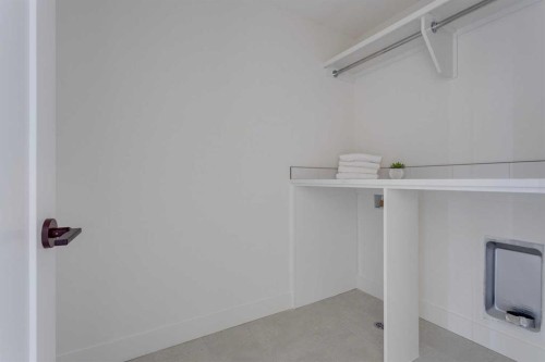 46 Heritage Close, Cochrane, AB 