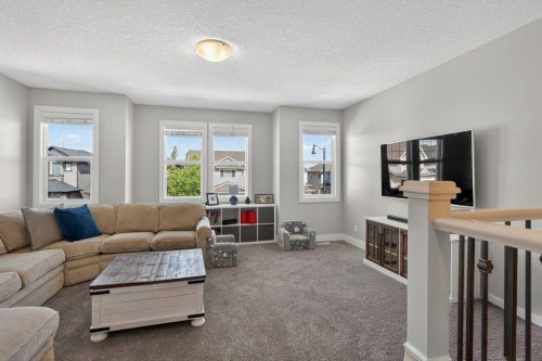 41 Drake Landing Loop, Okotoks, AB 